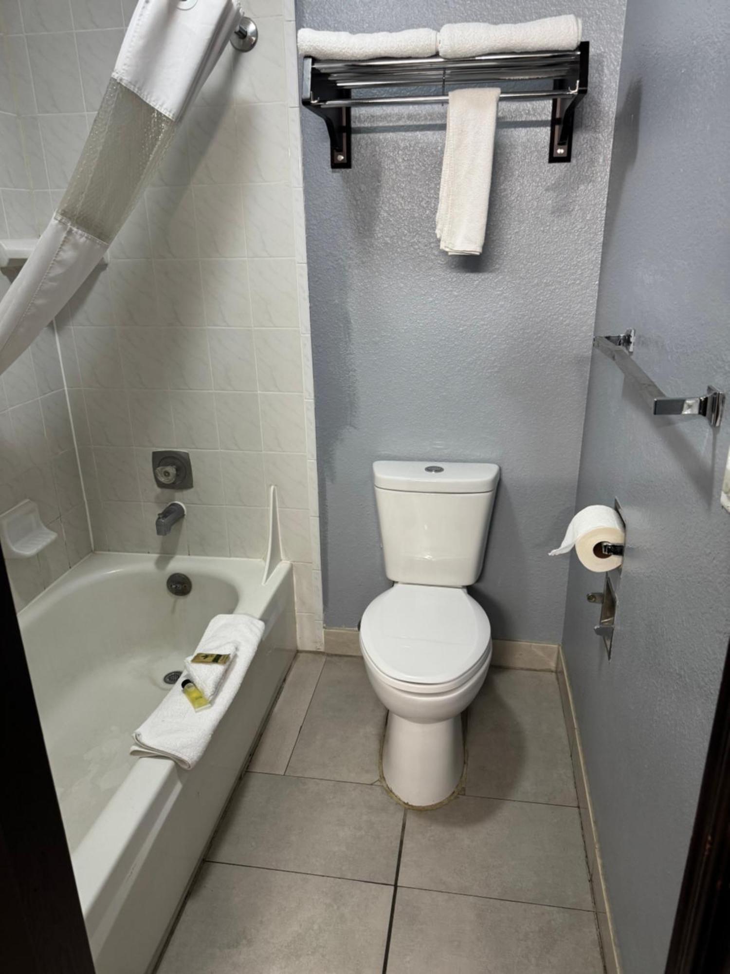 Nampa Inn & Suites Εξωτερικό φωτογραφία